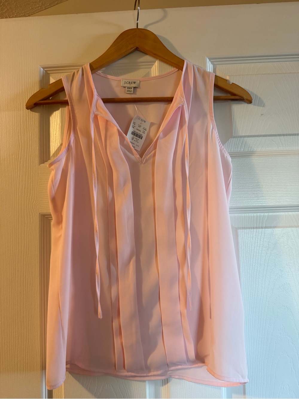J. Crew Light Pink Pleated V-Neck Sleeveless Top